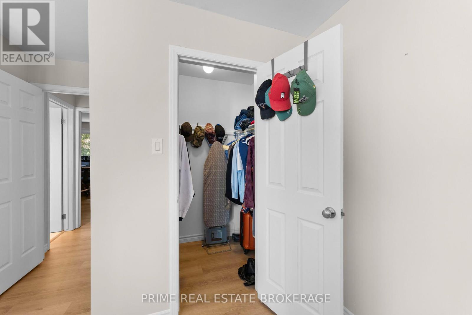 Photo 1 of 304 Wilkins Street, London South ON