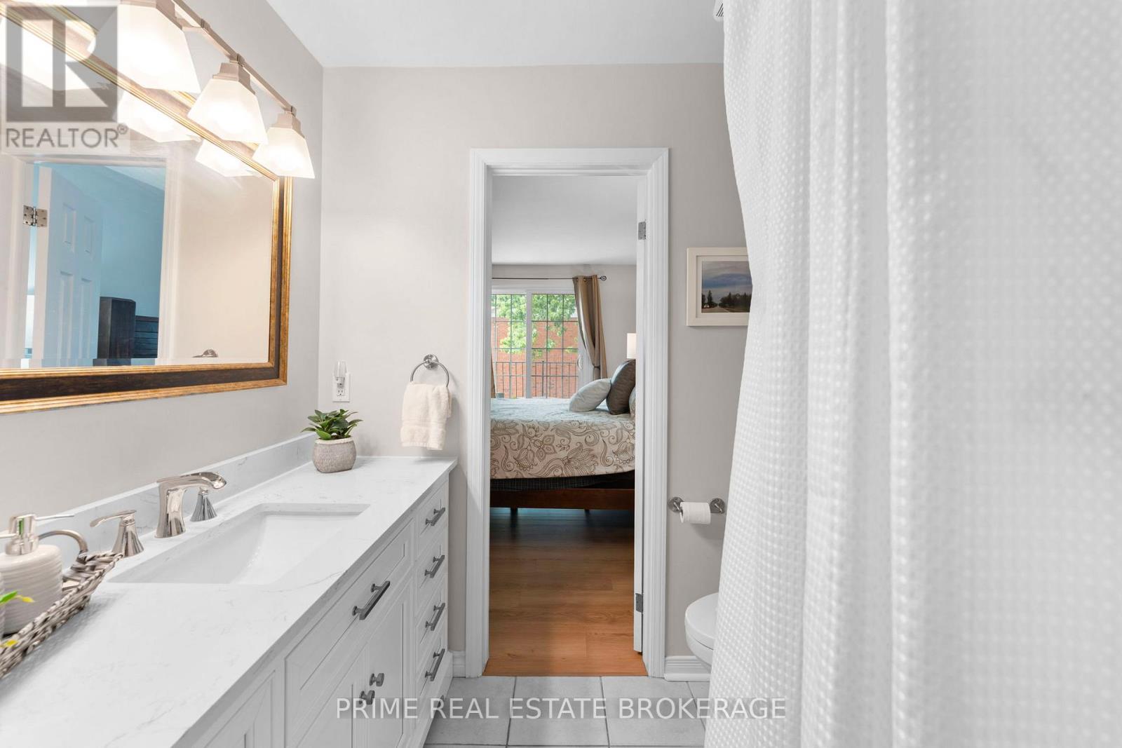 Photo 23 of 304 Wilkins Street, London South ON