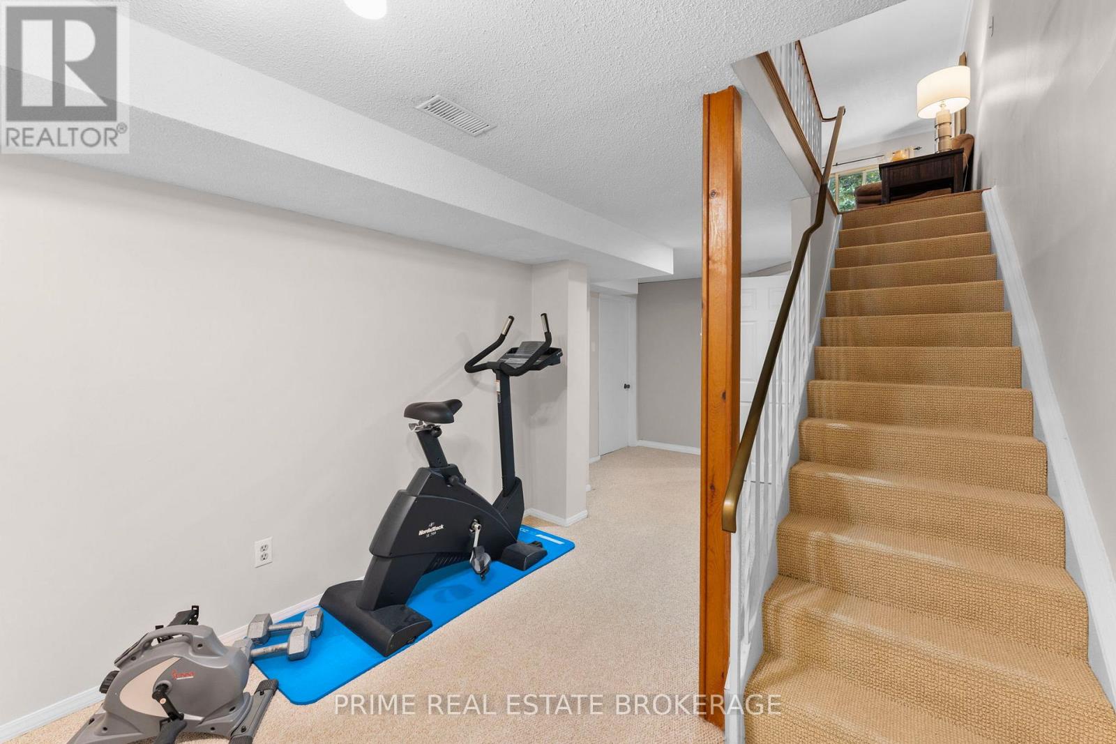 Photo 41 of 304 Wilkins Street, London South ON