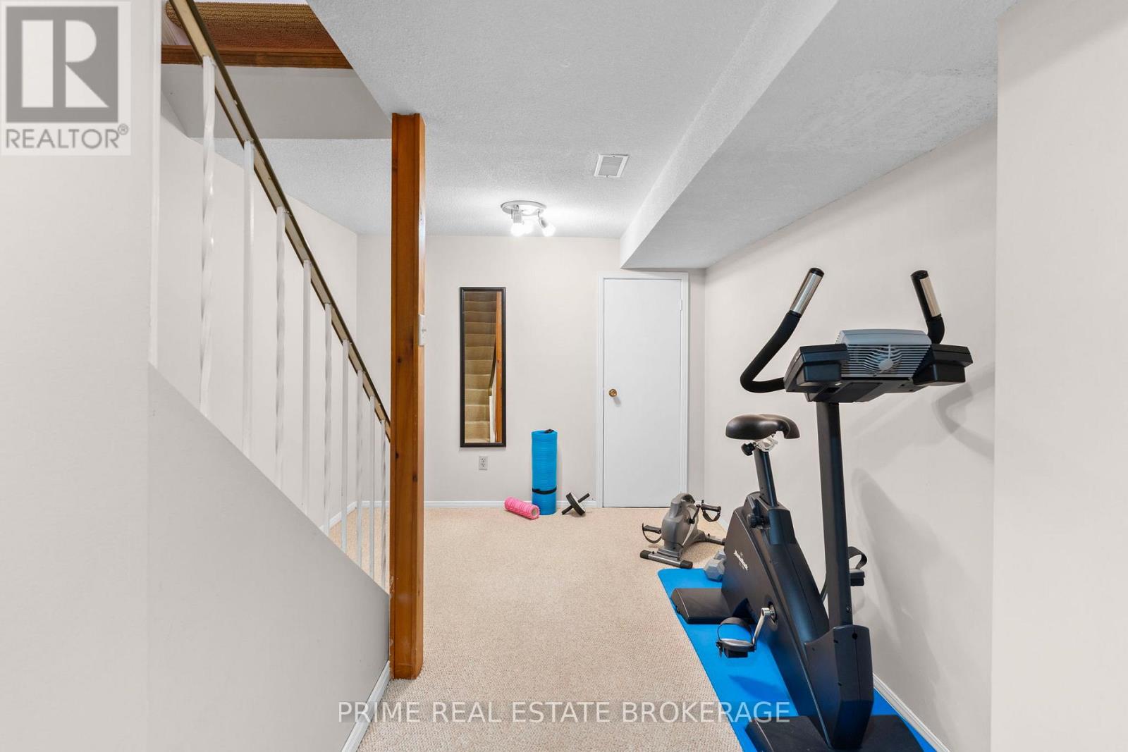 Photo 29 of 304 Wilkins Street, London South ON