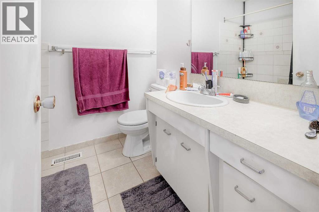 Single Family House Bi-level for Sale in   Avenue NE Whitehorn Calgary 