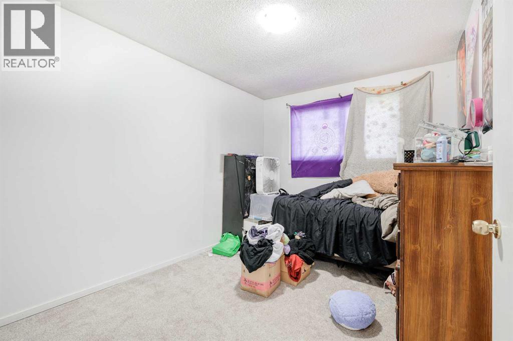 Single Family House Bi-level for Sale in   Avenue NE Whitehorn Calgary 