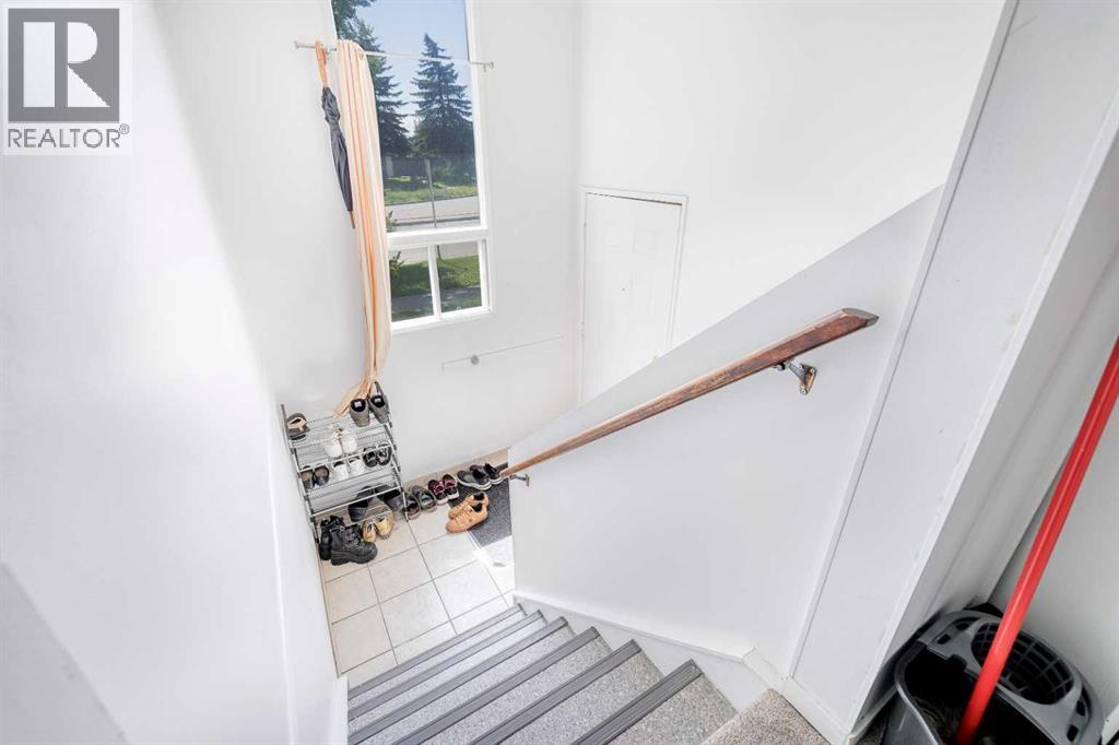 Single Family House Bi-level for Sale in   Avenue NE Whitehorn Calgary 