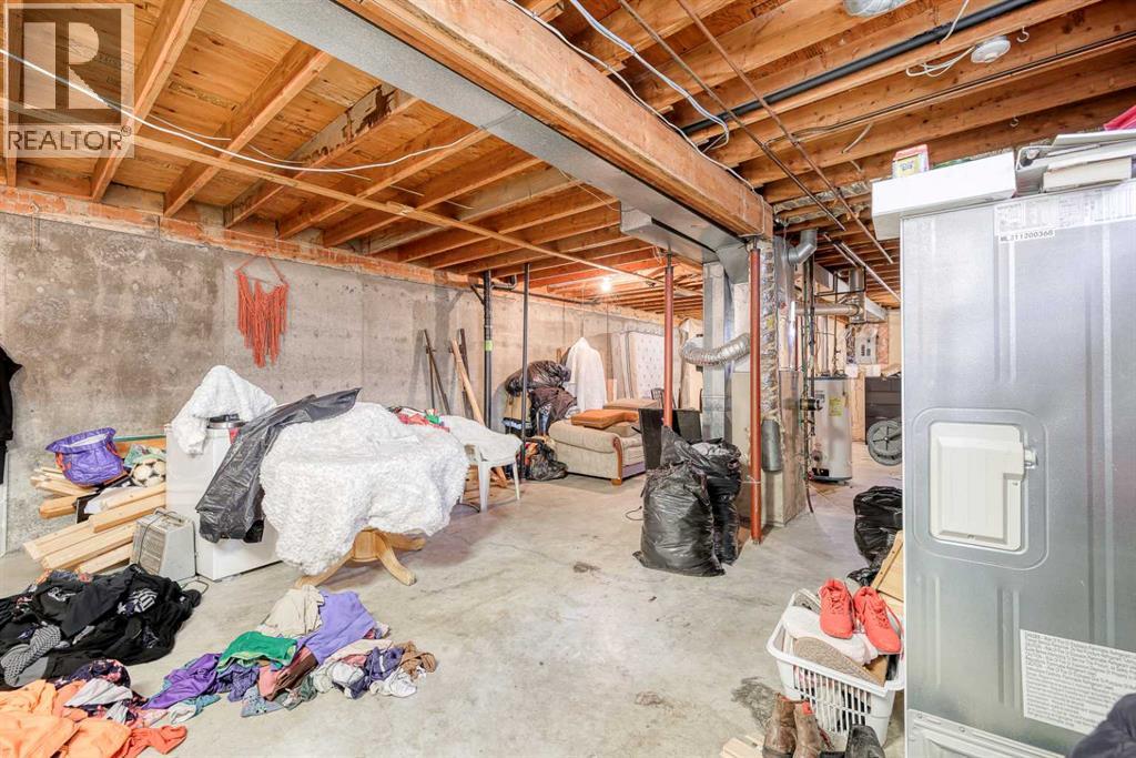 Single Family House Bi-level for Sale in   Avenue NE Whitehorn Calgary 