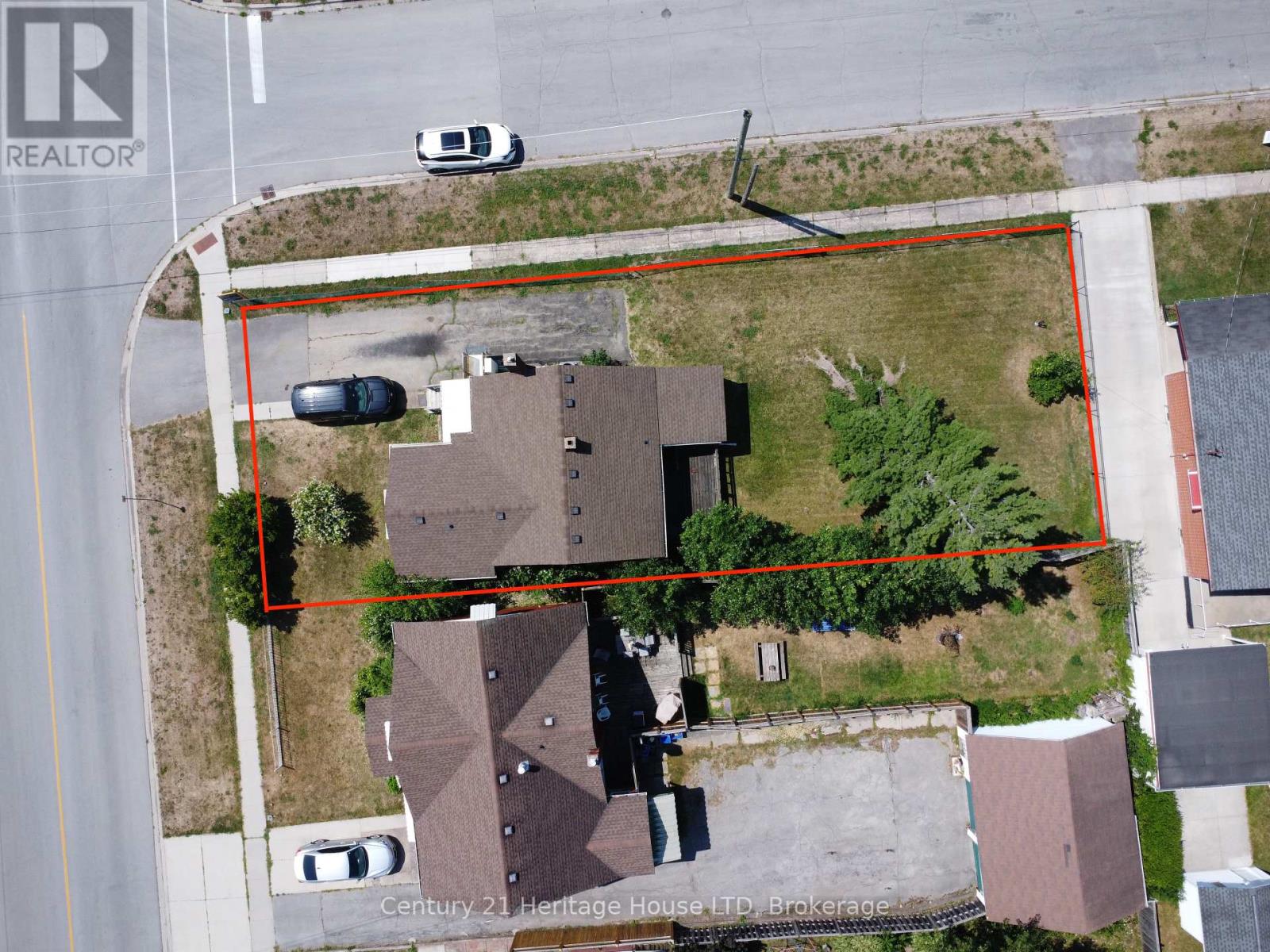 Photo 10 of 52 Catherine Street, Fort Erie ON