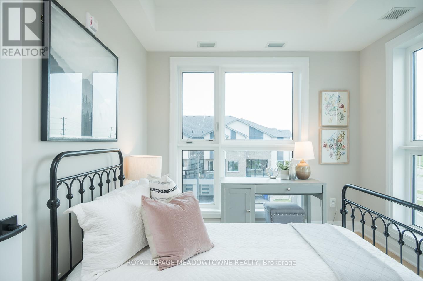 Photo 16 of 308 480 Gordon Krantz Avenue, Milton ON