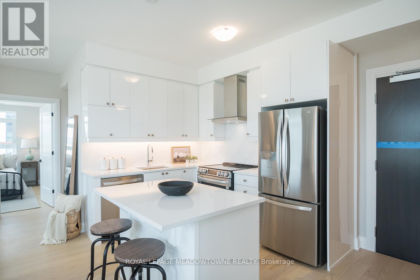 Photo 2 of 308 480 Gordon Krantz Avenue, Milton ON