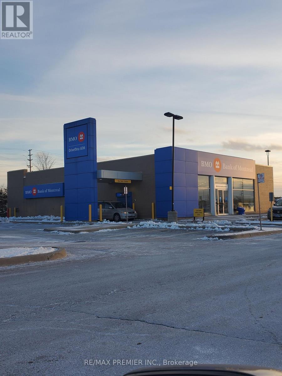 Photo 1 of 30 7070 Saint Barbara Boulevard, Mississauga ON