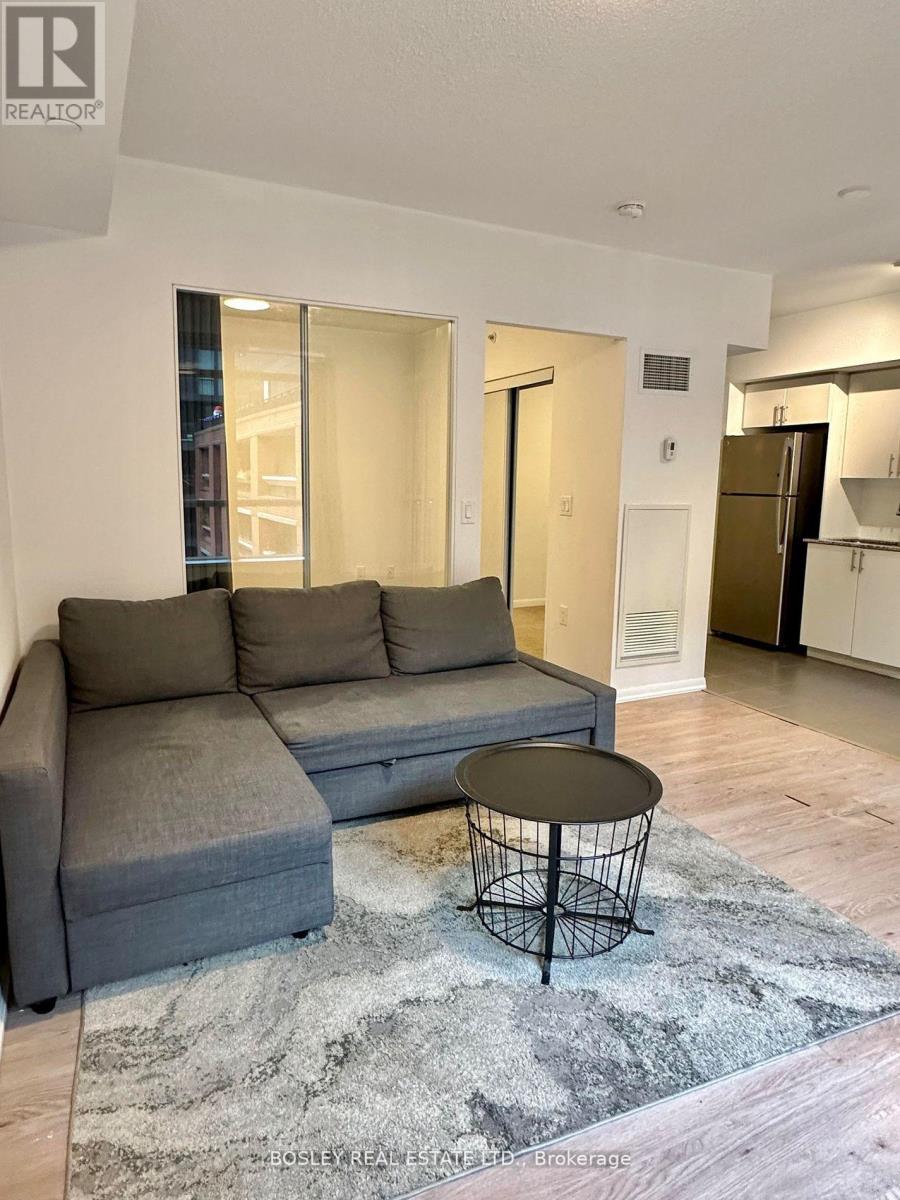 Photo 9 of 630 830 Lawrence Avenue W, Toronto ON
