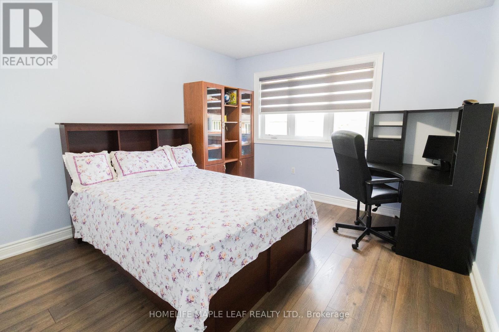 Photo 22 of 61 Seclusion Crescent, Brampton ON