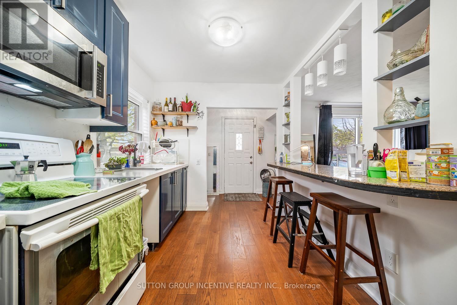 Photo 14 of 65 Barrhead Crescent, Toronto ON