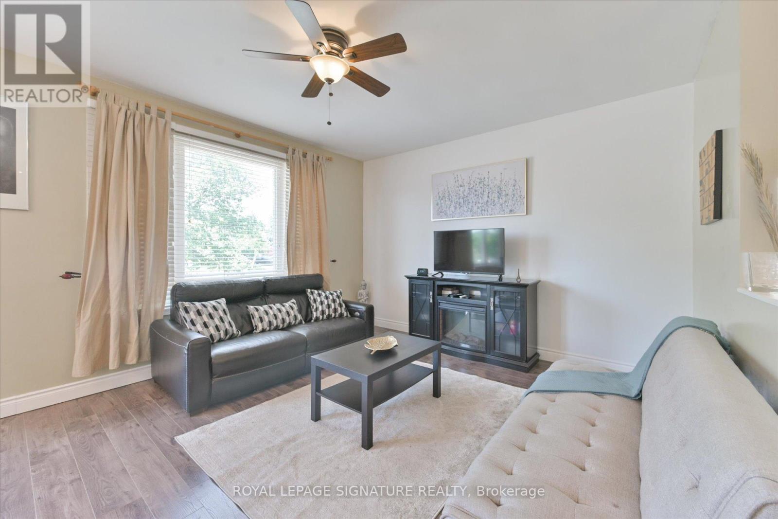 Photo 8 of 4291 Pheasant Run, Mississauga ON