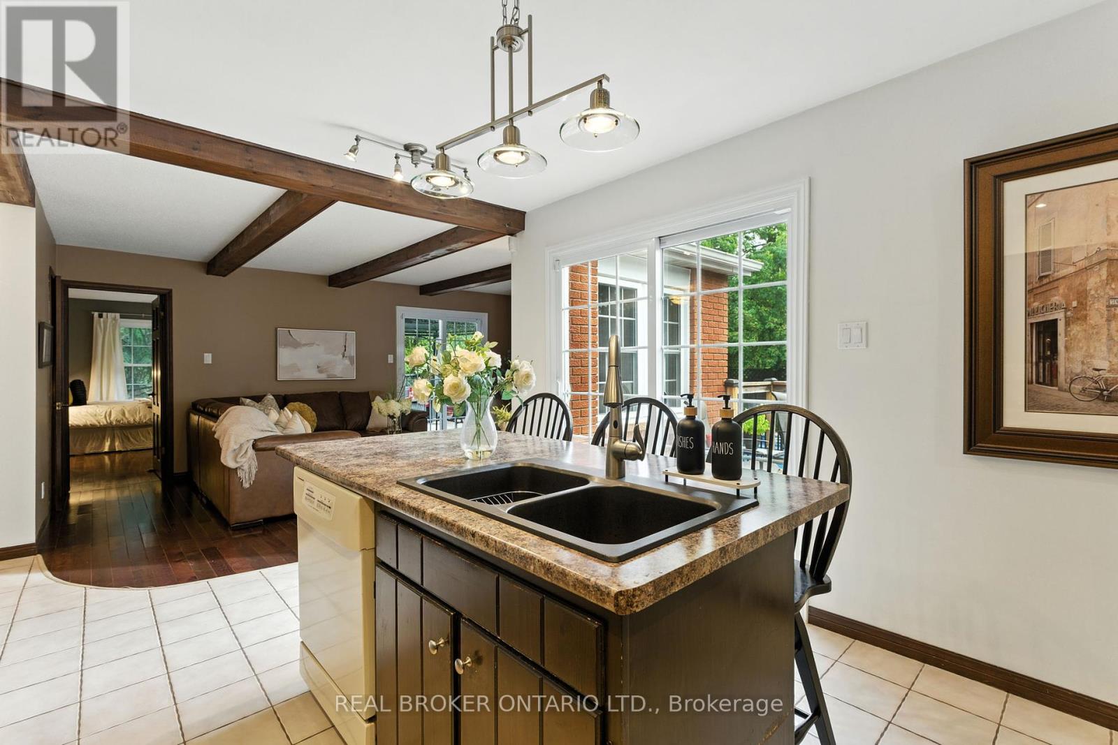 Photo 44 of 18 Isabel Drive, Brant ON