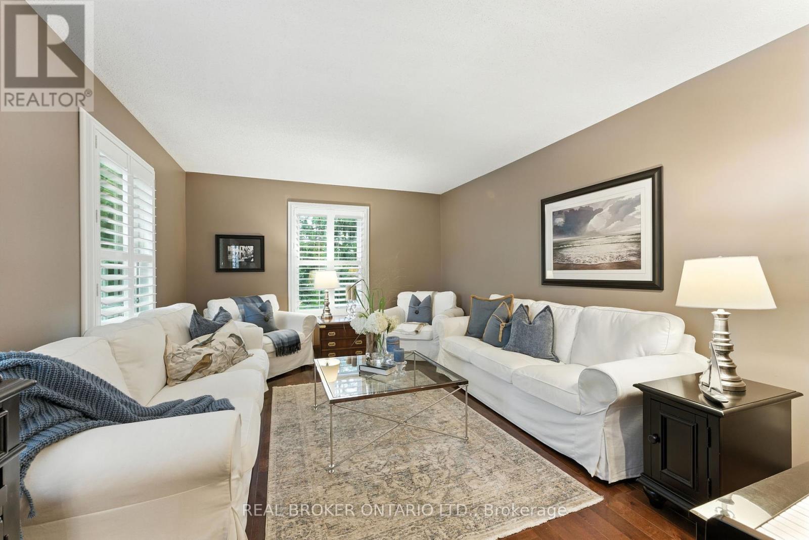 Photo 10 of 18 Isabel Drive, Brant ON