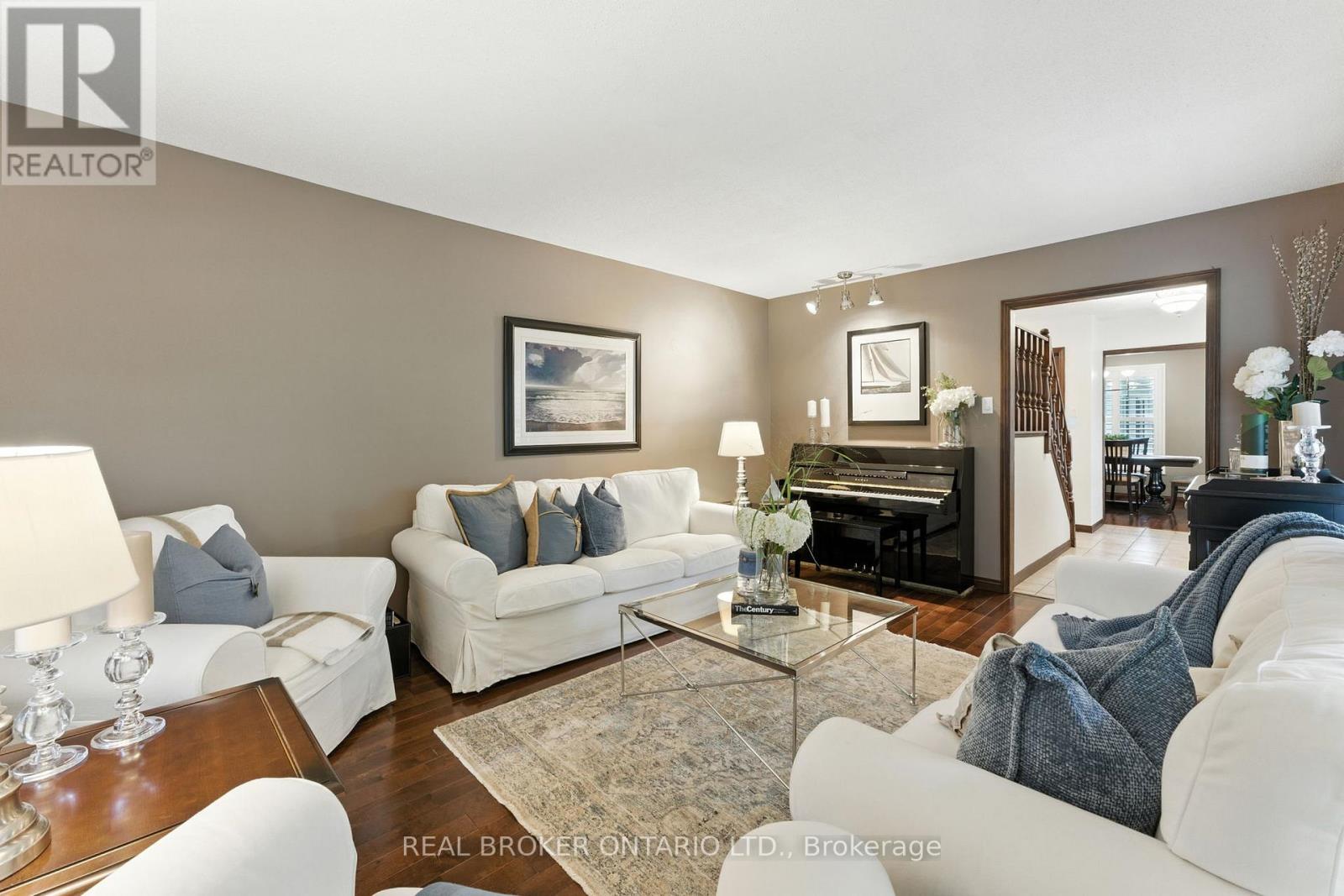 Photo 15 of 18 Isabel Drive, Brant ON