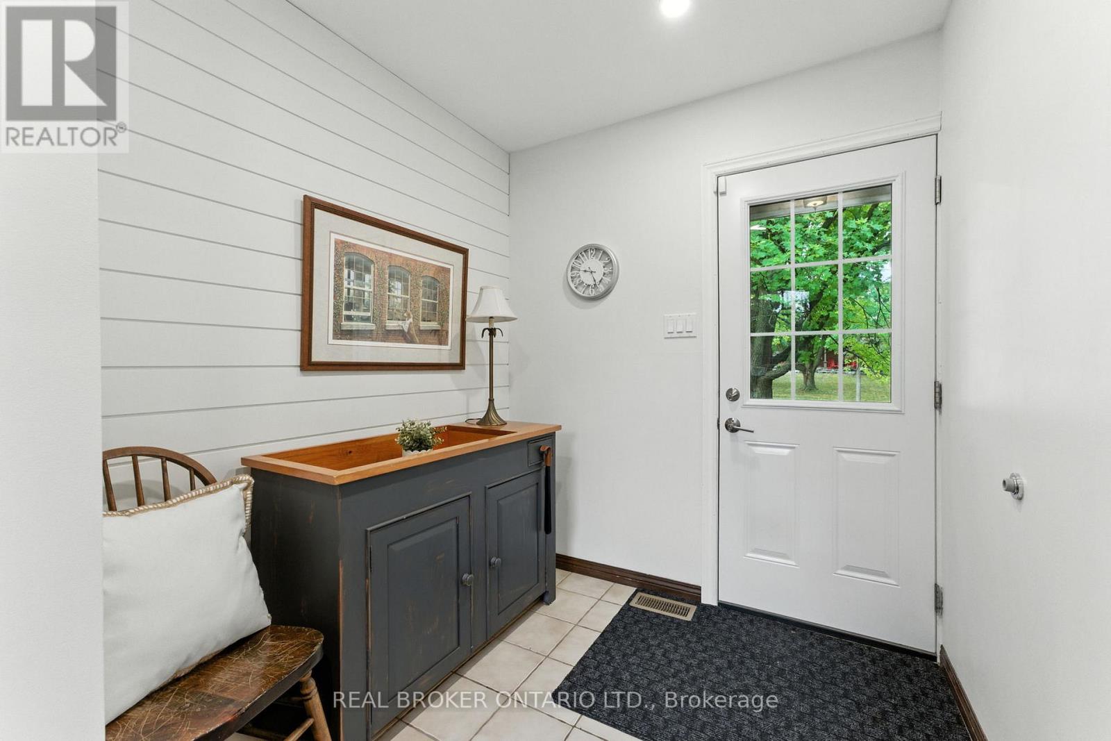 Photo 48 of 18 Isabel Drive, Brant ON