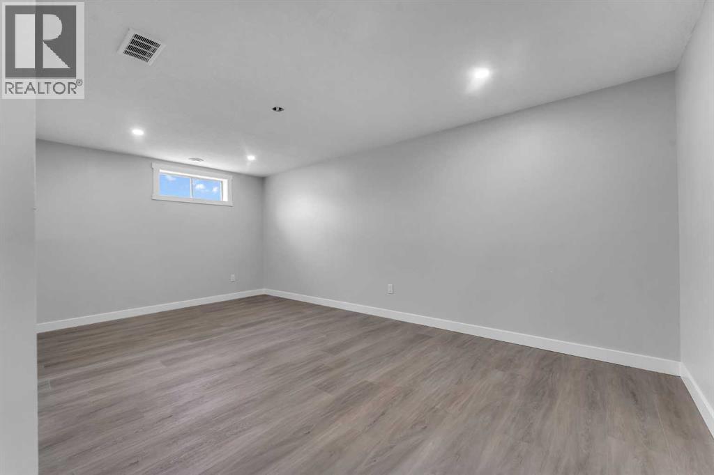 Single Family House Bungalow for Sale in  Falton Drive NE Falconridge Calgary 
