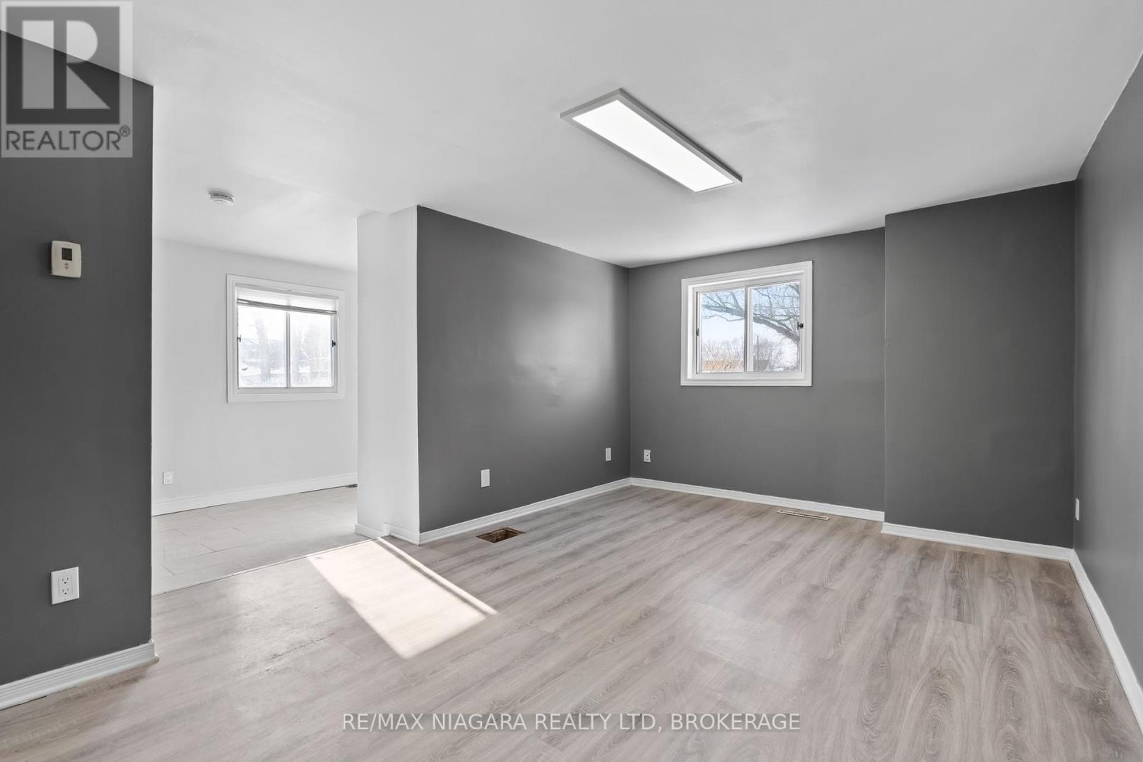 Photo 13 of 115 Kinnear Street, Port Colborne ON