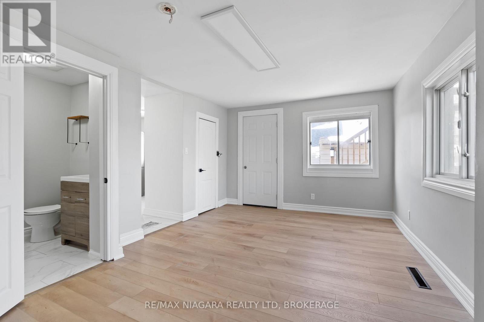 Photo 14 of 115 Kinnear Street, Port Colborne ON