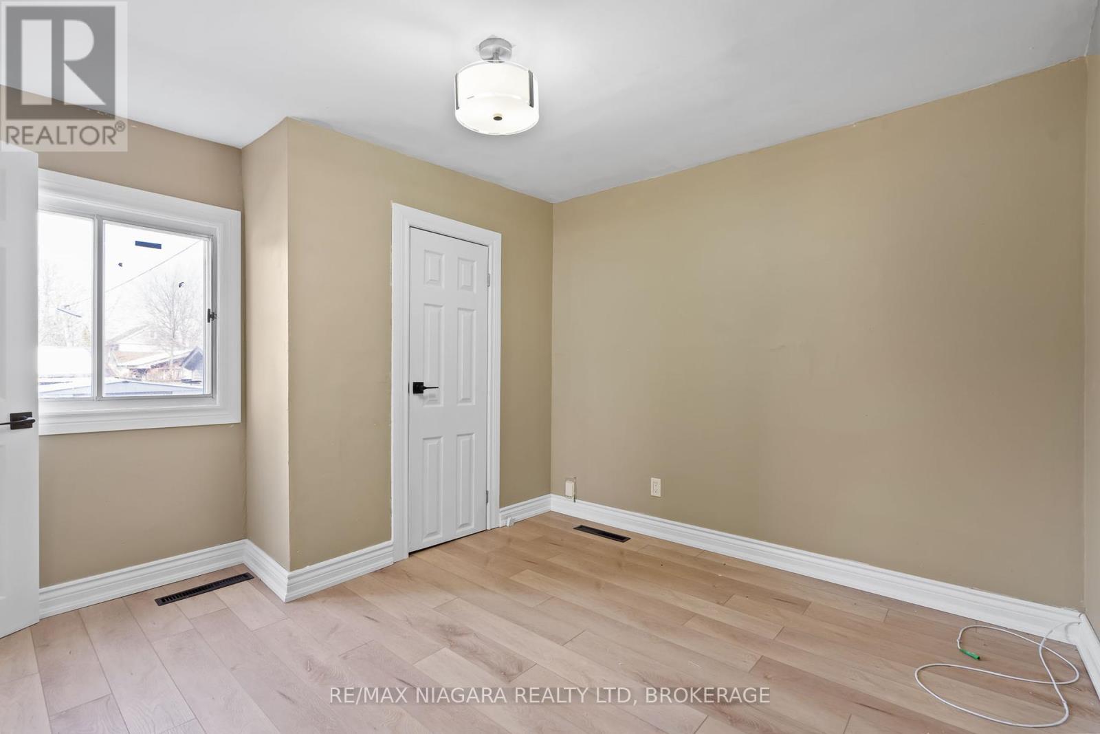 Photo 27 of 115 Kinnear Street, Port Colborne ON