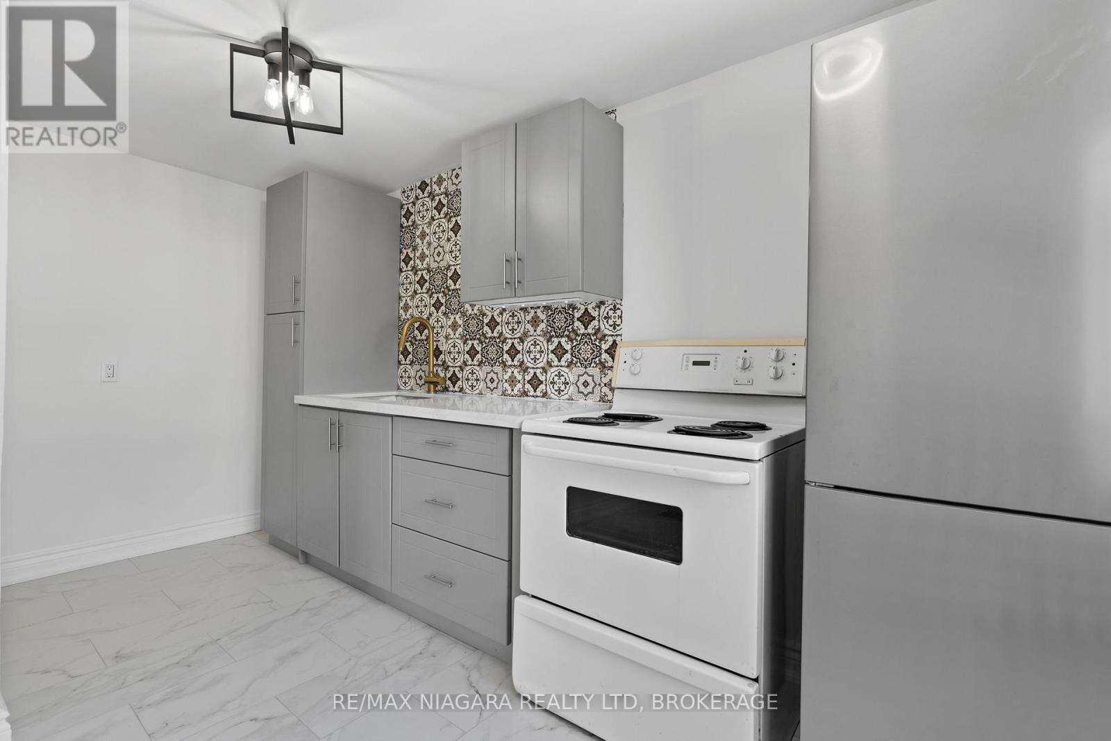 Photo 25 of 115 Kinnear Street, Port Colborne ON