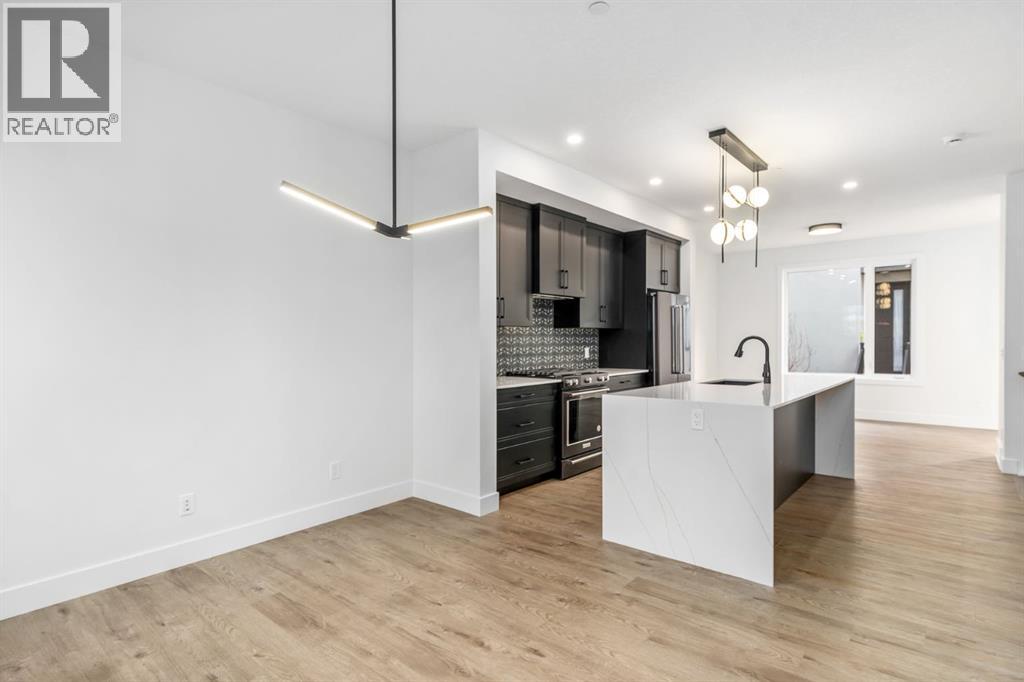 Single Family House for Sale in    Avenue SW Richmond Calgary 