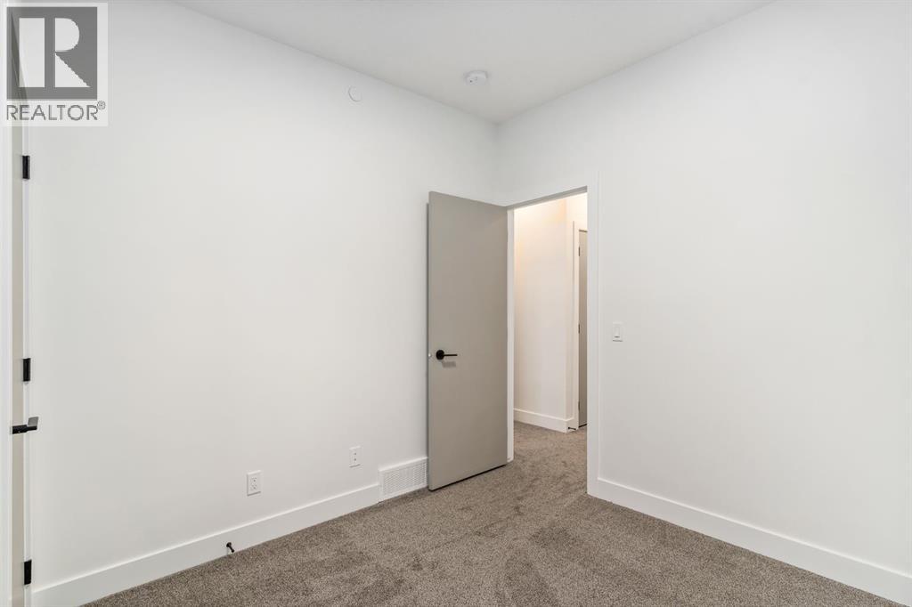 Single Family House for Sale in    Avenue SW Richmond Calgary 