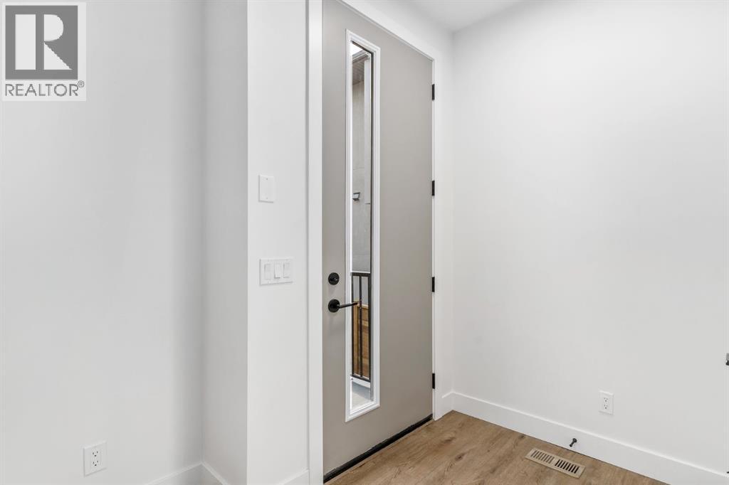 Single Family House for Sale in    Avenue SW Richmond Calgary 