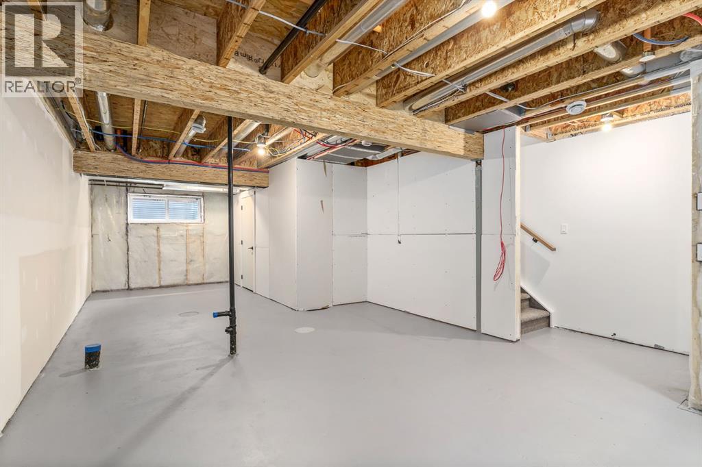 Single Family House for Sale in    Avenue SW Richmond Calgary 