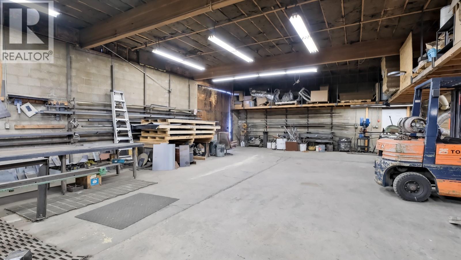 15817 Logie Road, Summerland