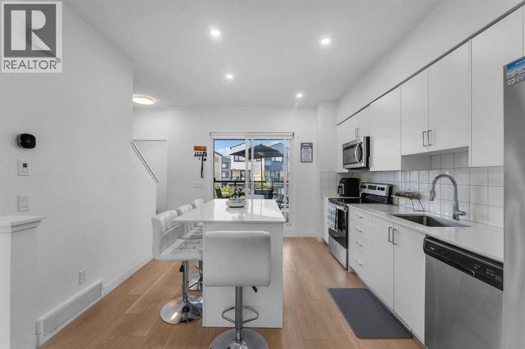Single Family House for Sale in   Avenue SE Belvedere Calgary 