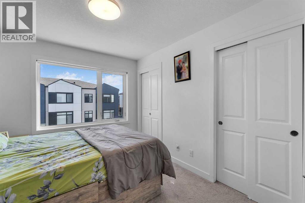 Single Family House for Sale in   Avenue SE Belvedere Calgary 