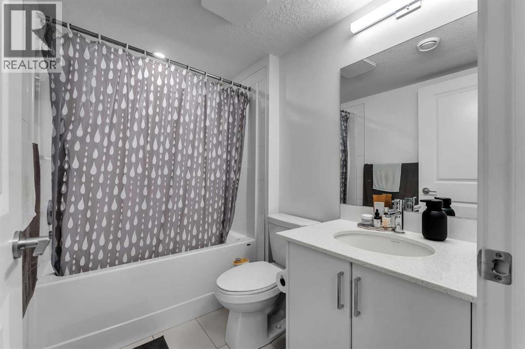 Single Family House for Sale in   Avenue SE Belvedere Calgary 