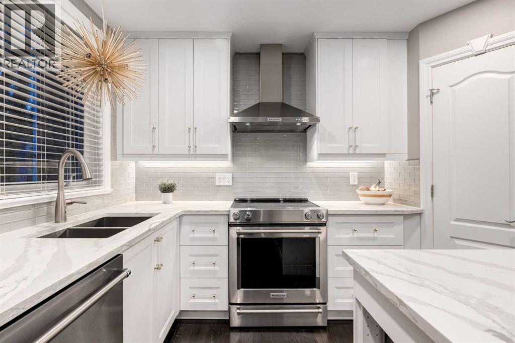 Single Family House for Sale in  EVERGREEN Way SW Calgary 