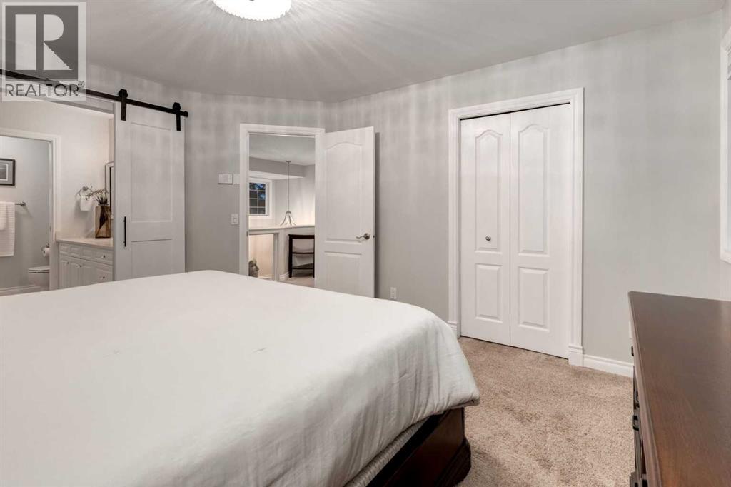 Single Family House for Sale in  EVERGREEN Way SW Calgary 