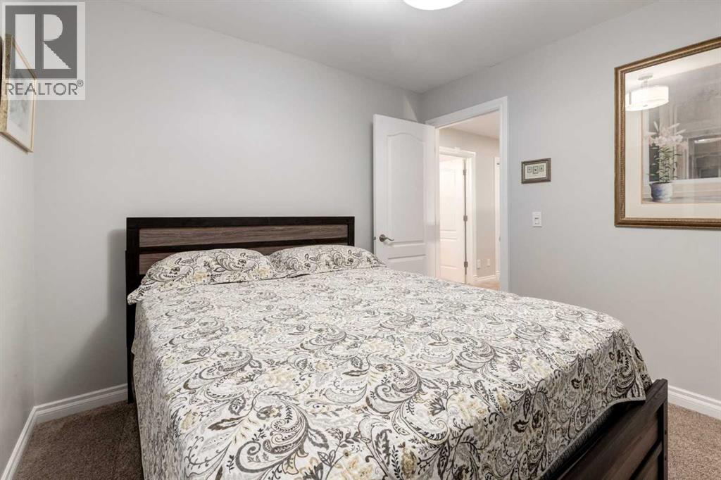 Single Family House for Sale in  EVERGREEN Way SW Calgary 