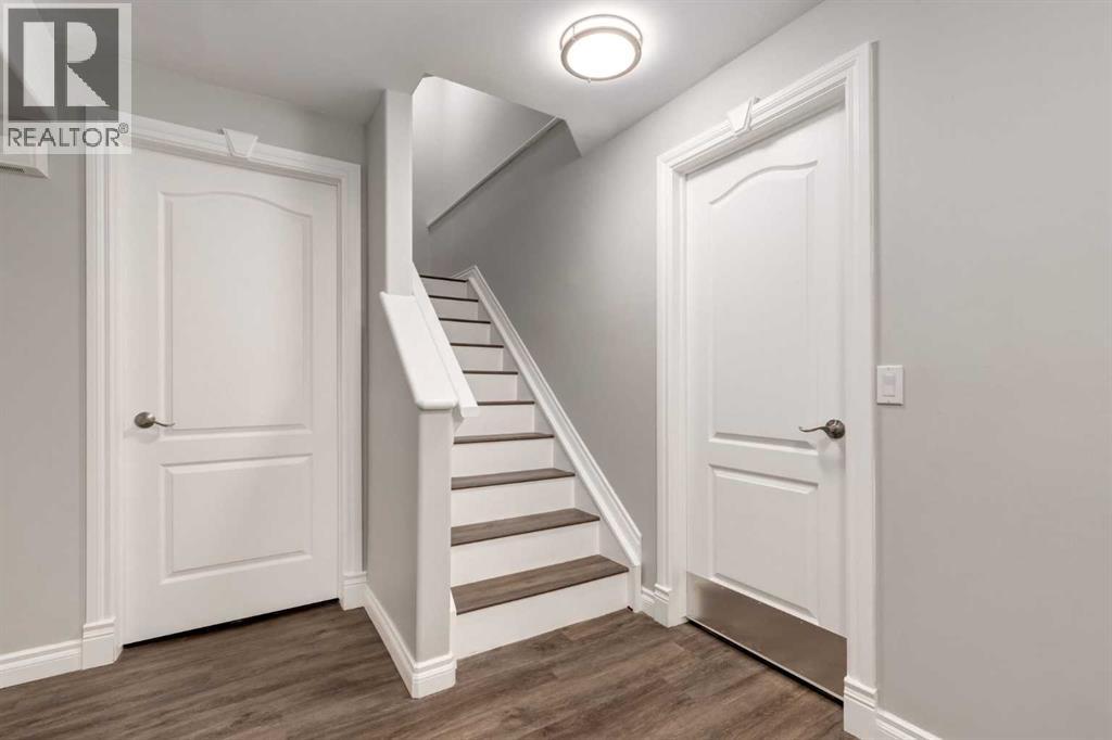 Single Family House for Sale in  EVERGREEN Way SW Calgary 