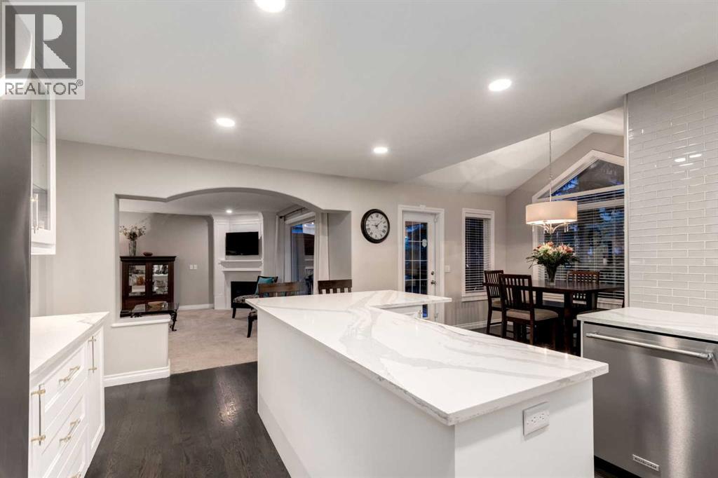 Single Family House for Sale in  EVERGREEN Way SW Calgary 