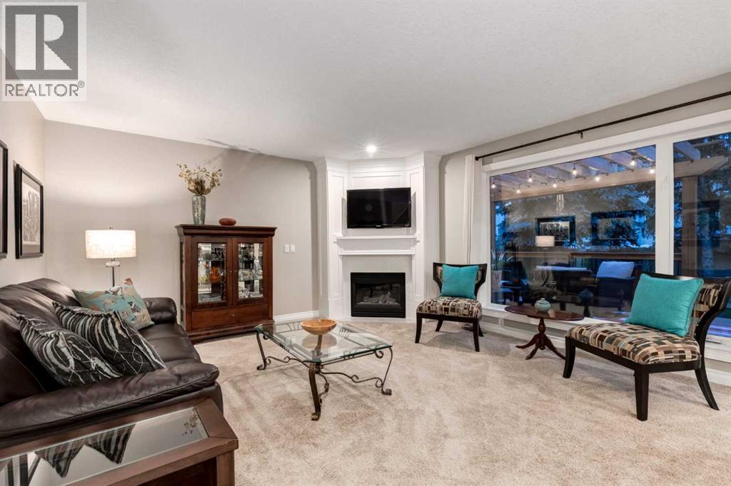 Single Family House for Sale in  EVERGREEN Way SW Calgary 