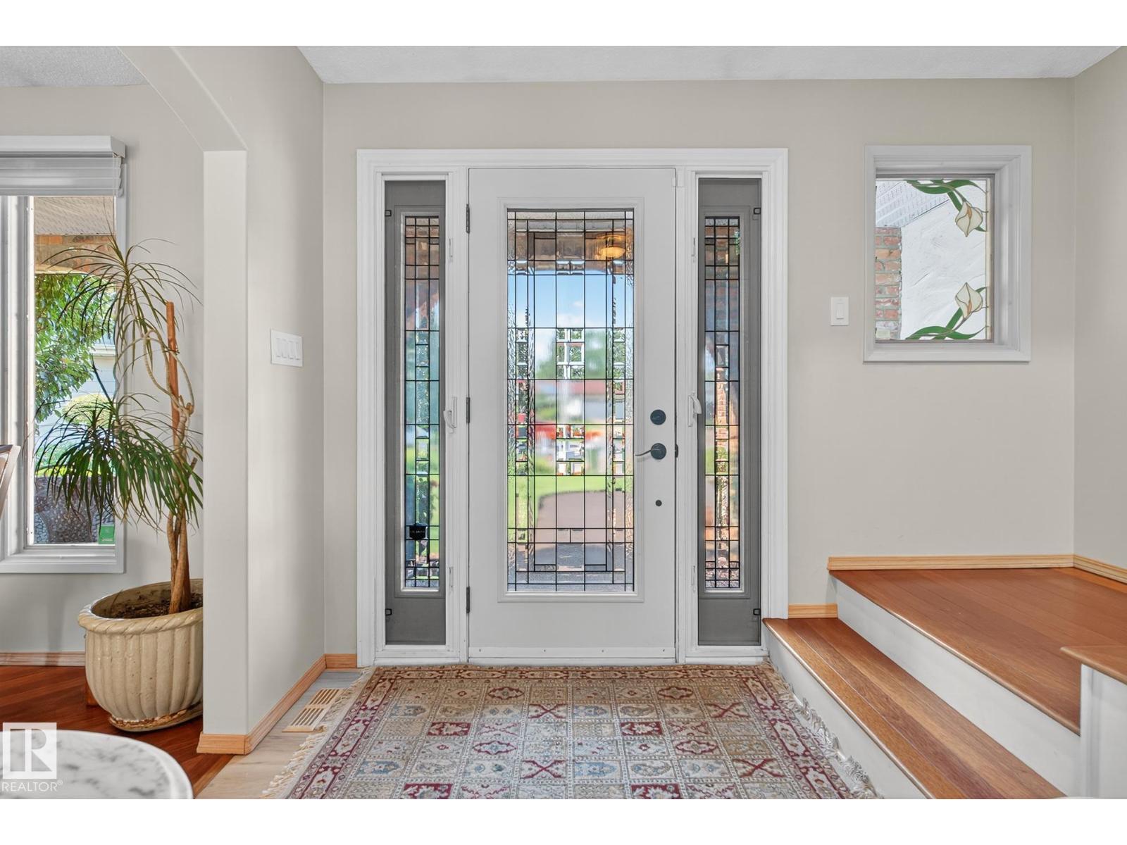 Photo 4 of 14708 58 Av Nw, Edmonton AB