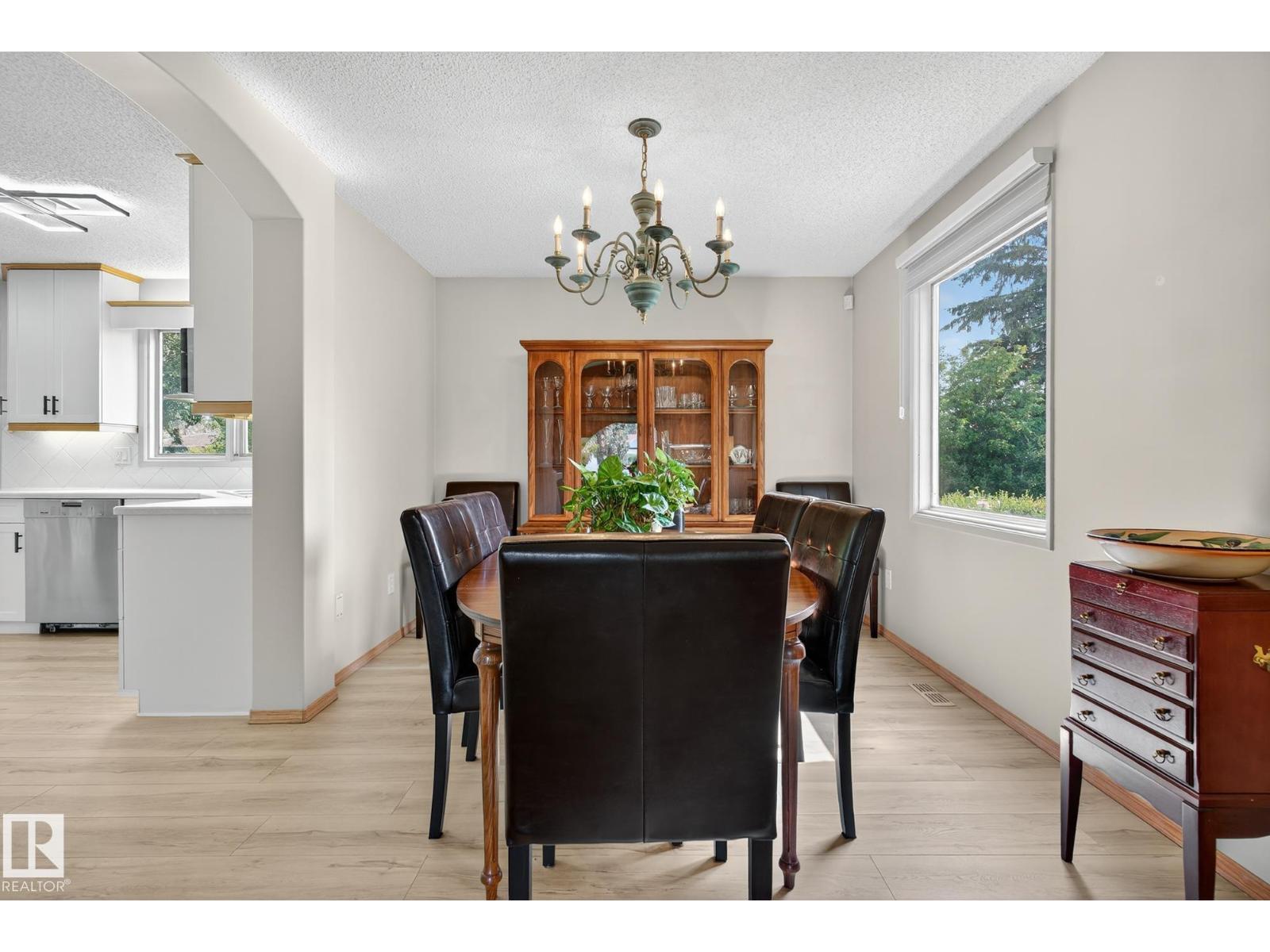 Photo 13 of 14708 58 Av Nw, Edmonton AB