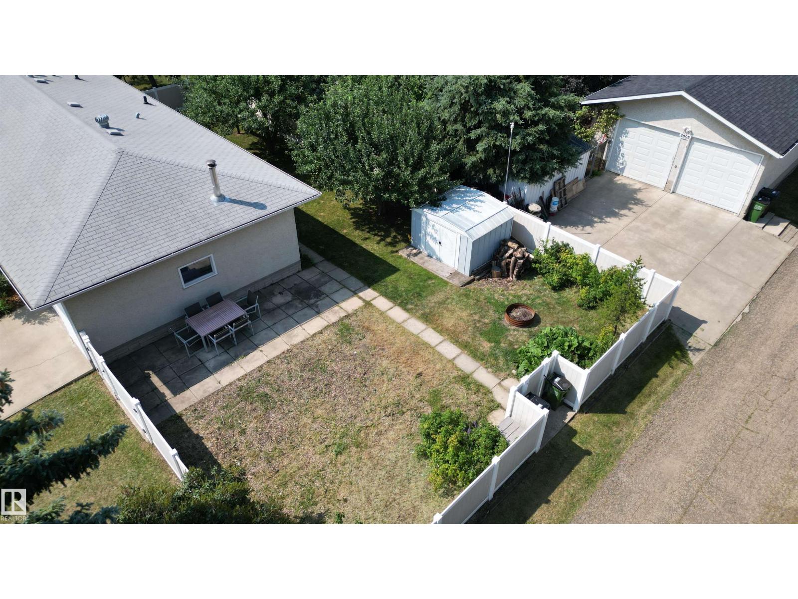 Photo 48 of 10404 34 St Nw, Edmonton AB