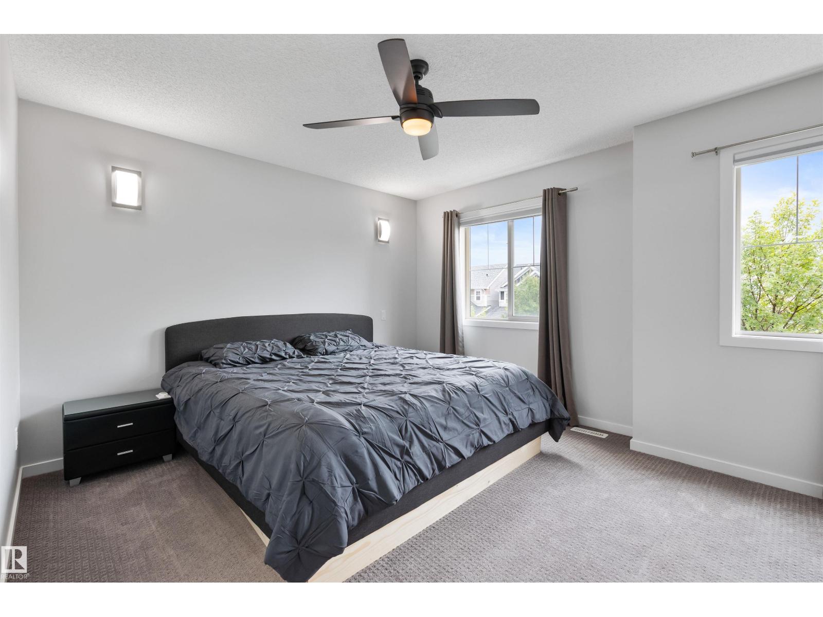Photo 7 of 2324 71 St Sw, Edmonton AB