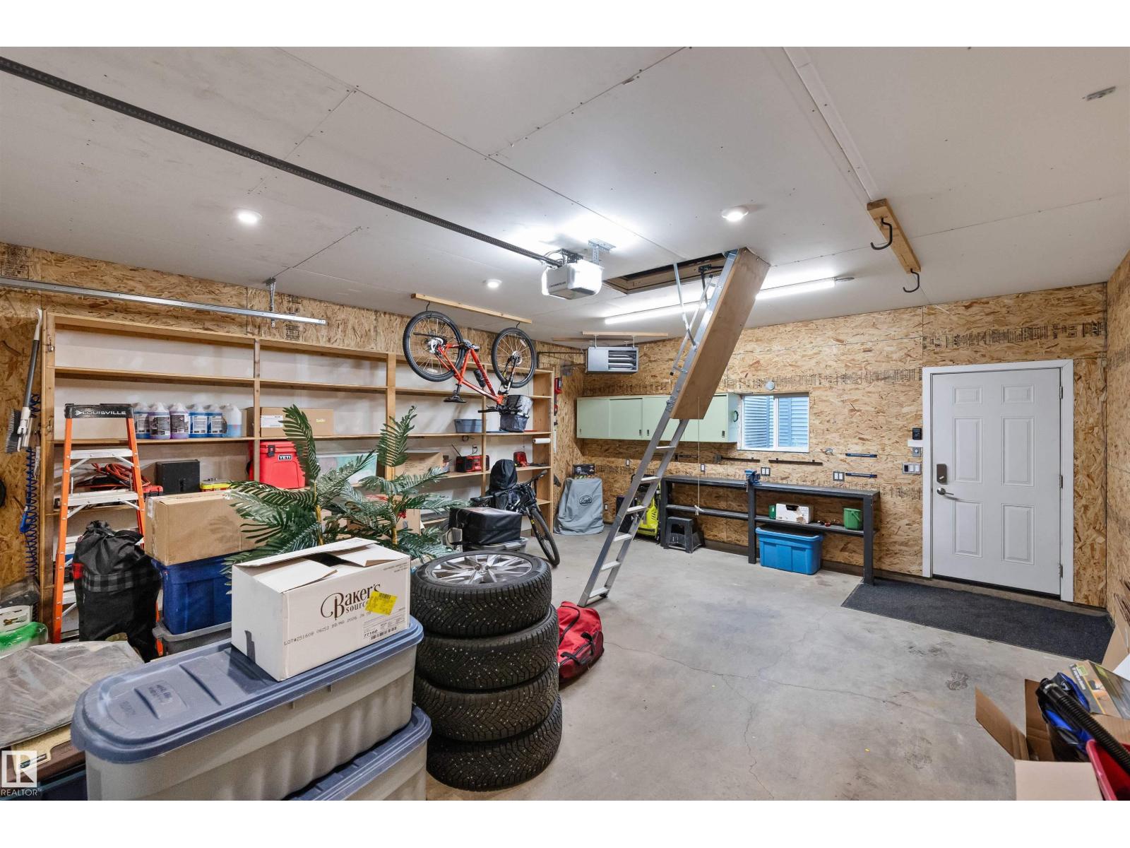 Photo 8 of 2324 71 St Sw, Edmonton AB