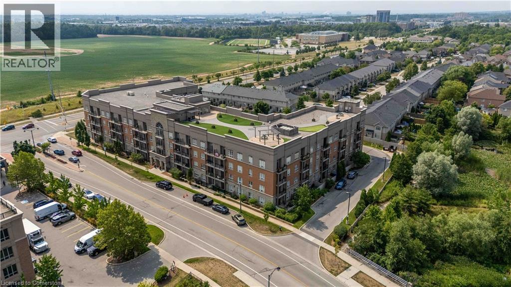 Photo 2 of 5317 Upper Middle Road Unit 422, Burlington ON