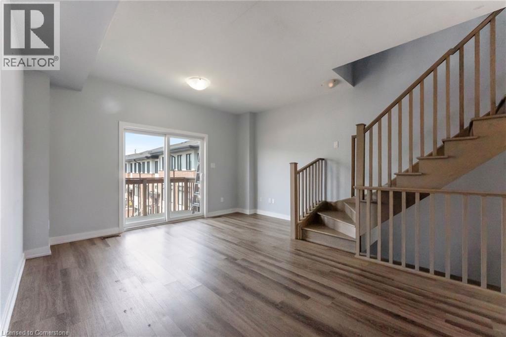 Photo 16 of 17 Mulhollard Lane, Ancaster ON