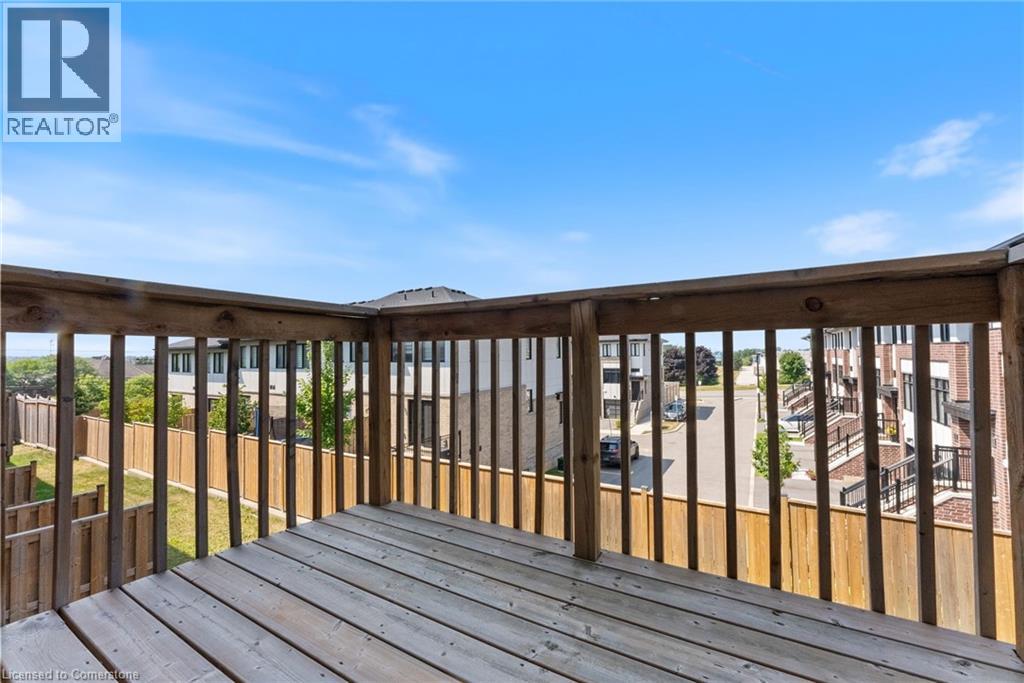 Photo 11 of 17 Mulhollard Lane, Ancaster ON
