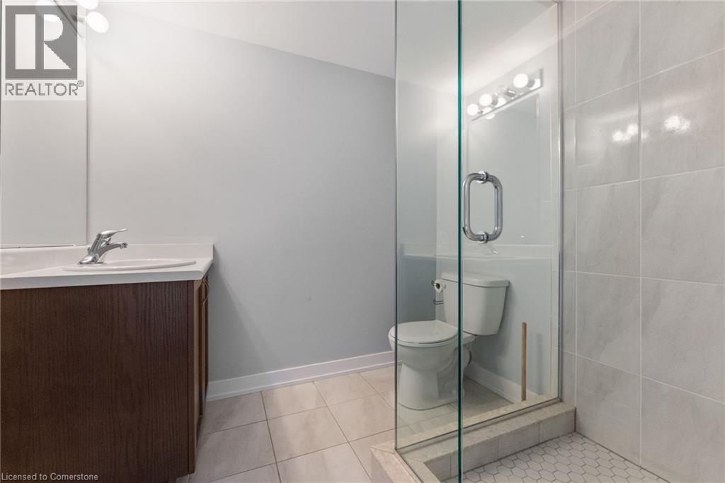 Photo 20 of 17 Mulhollard Lane, Ancaster ON