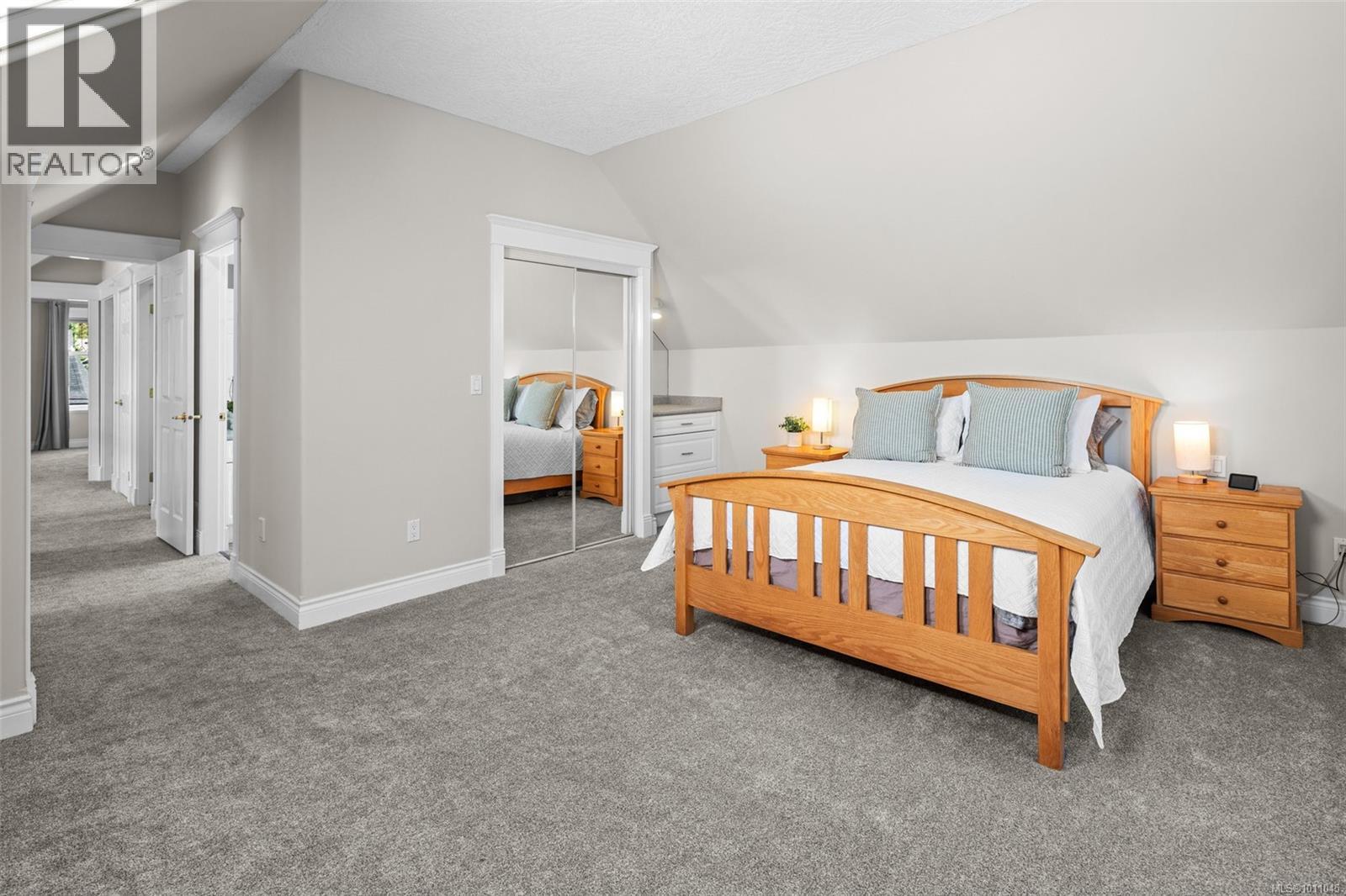 Photo 25 of 1644 Monterey Ave, Oak Bay BC