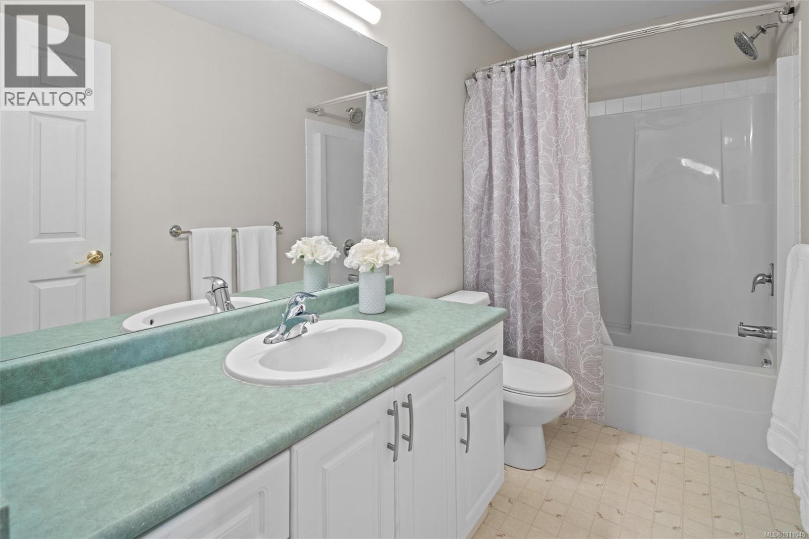 Photo 58 of 1644 Monterey Ave, Oak Bay BC